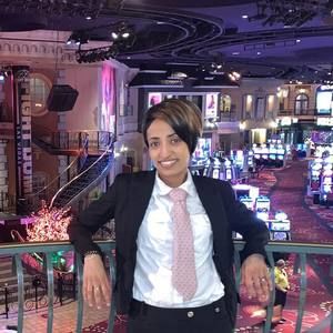 Meet your Posher, Bethania